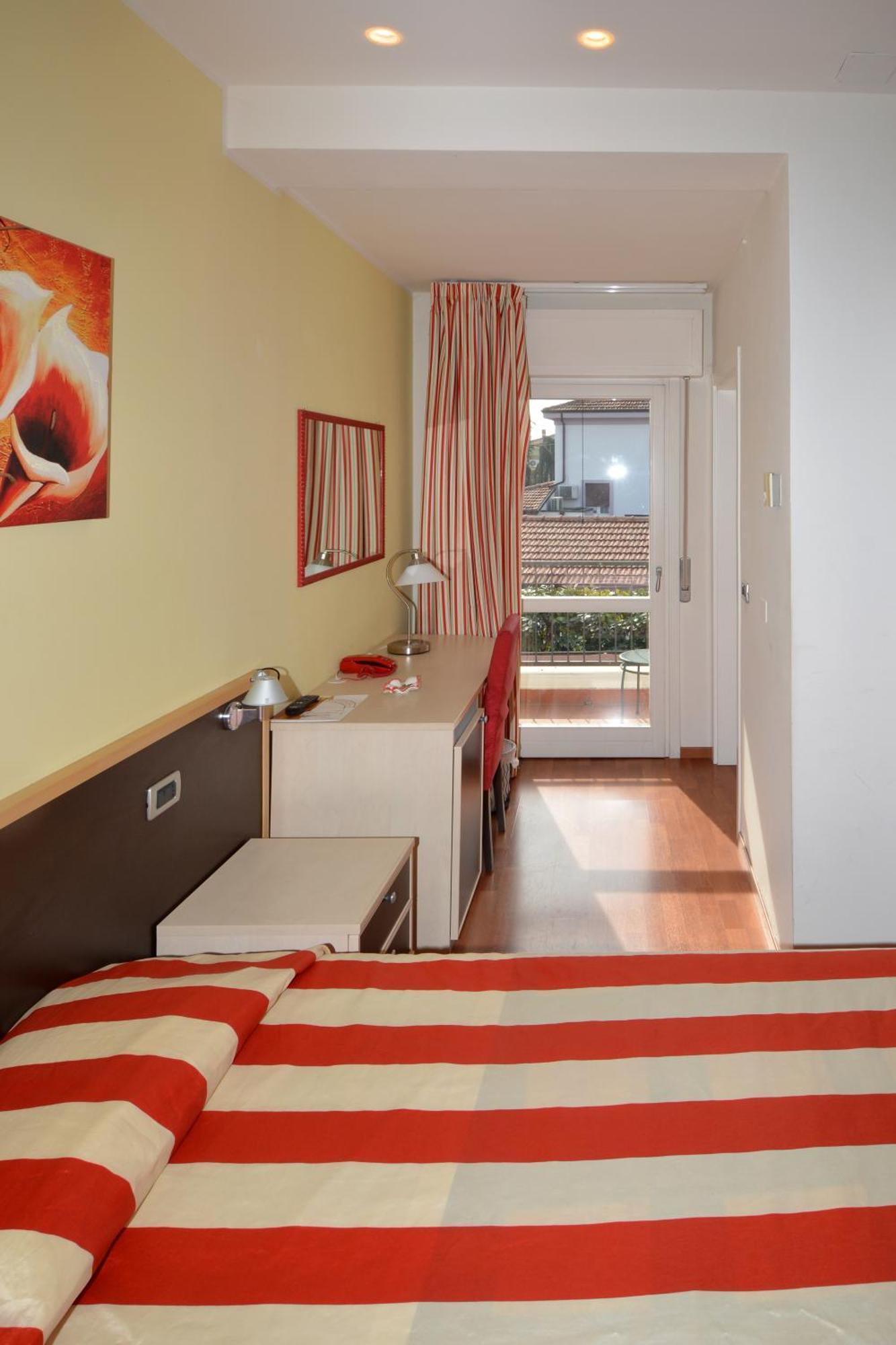 Albergo Cavallucci Sermide Exterior foto