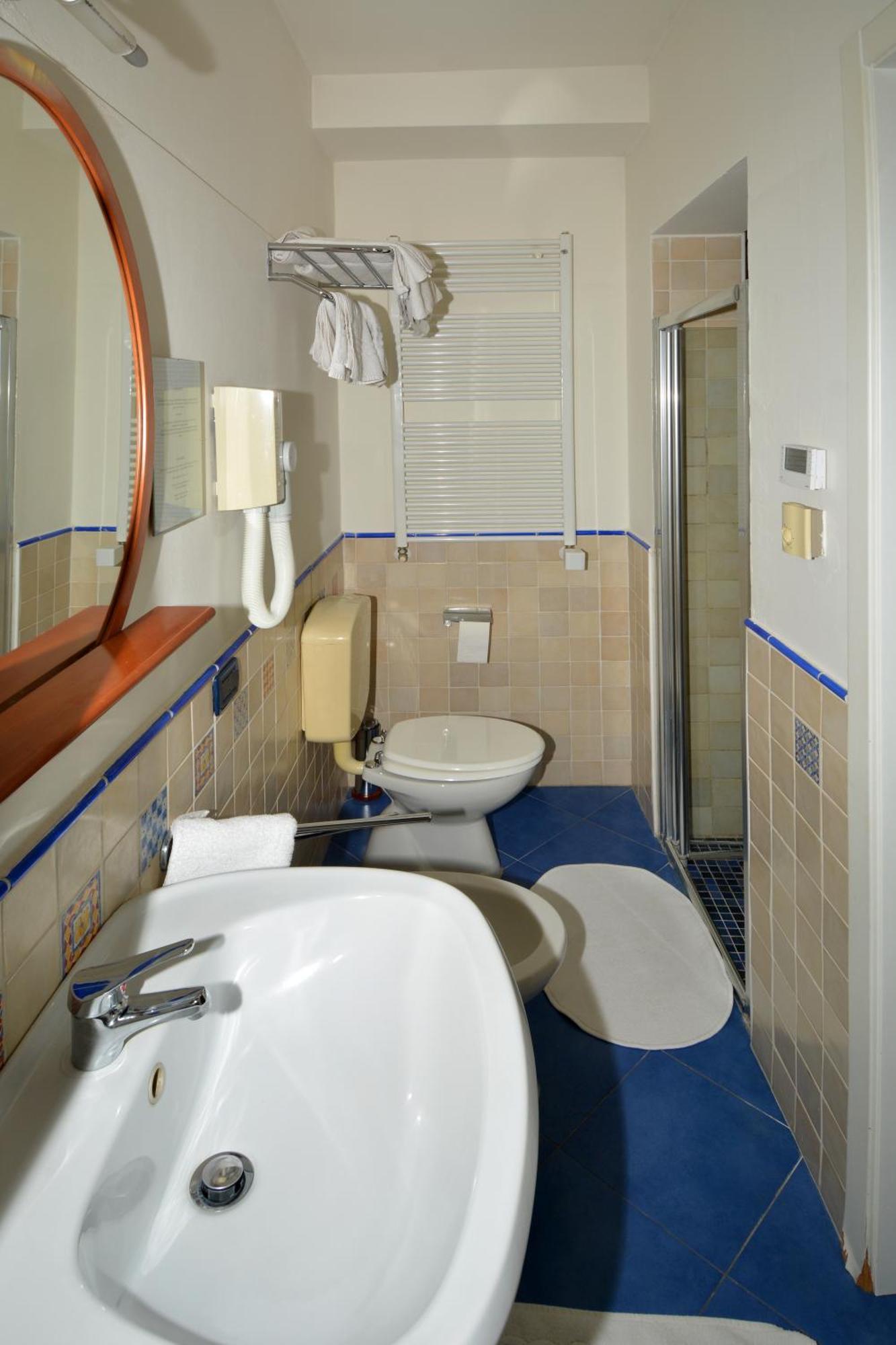 Albergo Cavallucci Sermide Exterior foto